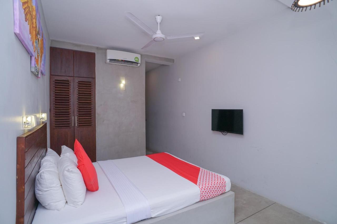 Chariot Lodge Hikkaduwa Exterior photo