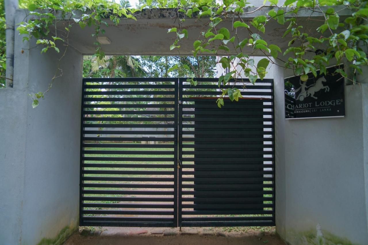 Chariot Lodge Hikkaduwa Exterior photo